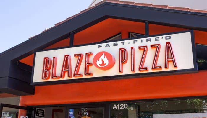 Blaze Pizza Restaurant
