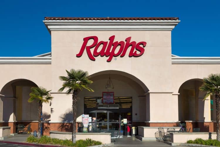 Ralph's Supermarket Front Entrance